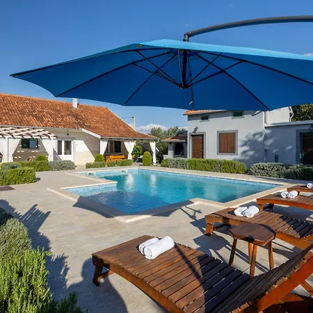 Mirkov San By Interhome Tatil Evi *