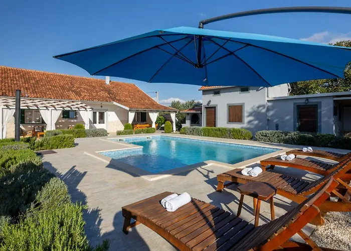 Mirkov San By Interhome Tatil Evi *