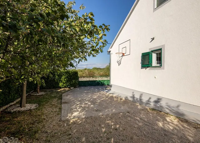 بيت للعطل Mirkov San By Interhome