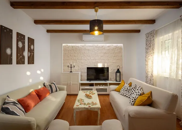 Mirkov San By Interhome Pakovo Selo