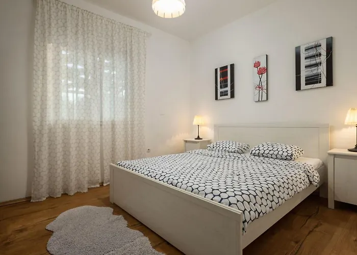 Mirkov San By Interhome Tatil Evi Pakovo Selo