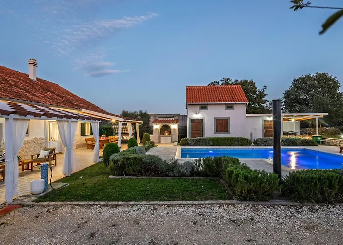 Mirkov San By Interhome * Pakovo Selo